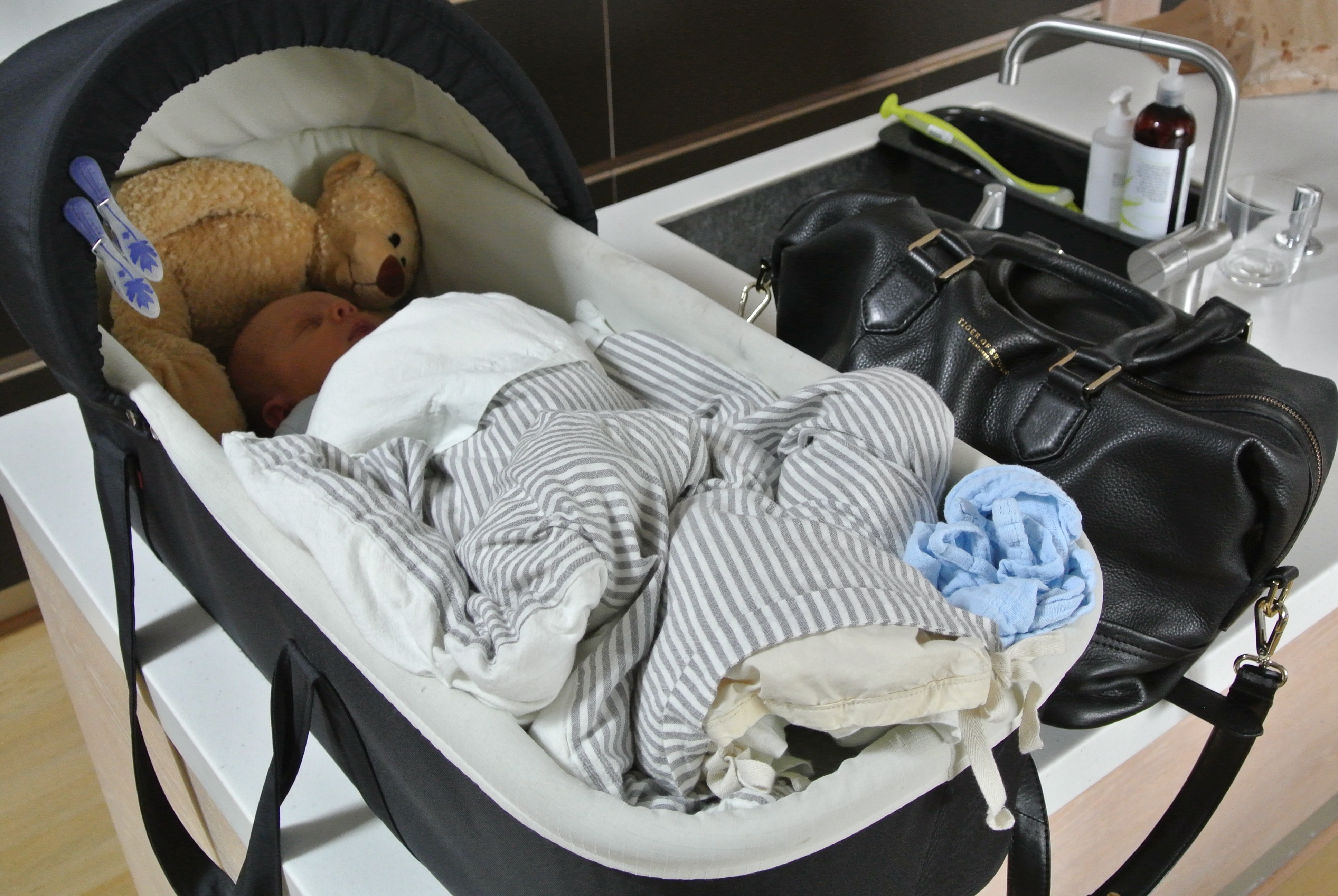 Klar til tur med Mormor og Morfar.