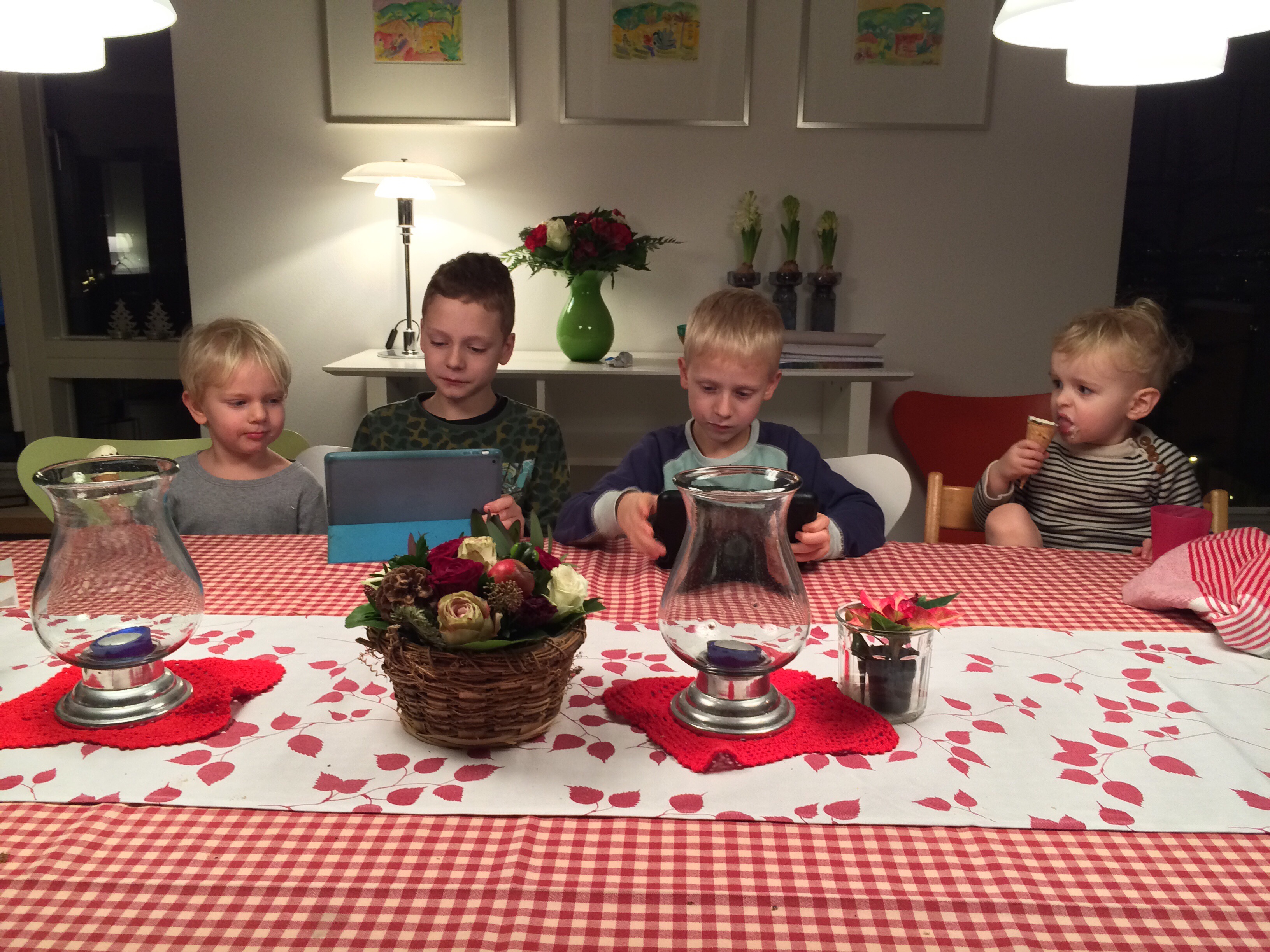 Drengene.
