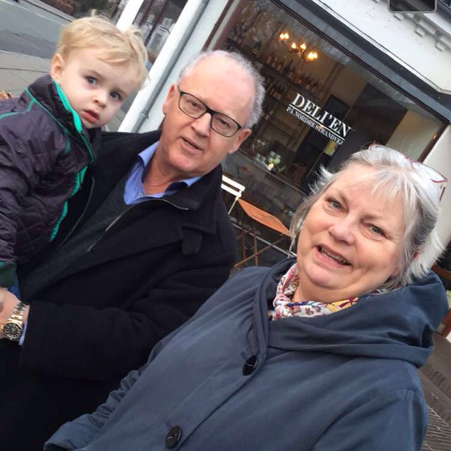 Jacob, Morfar og Mormor.