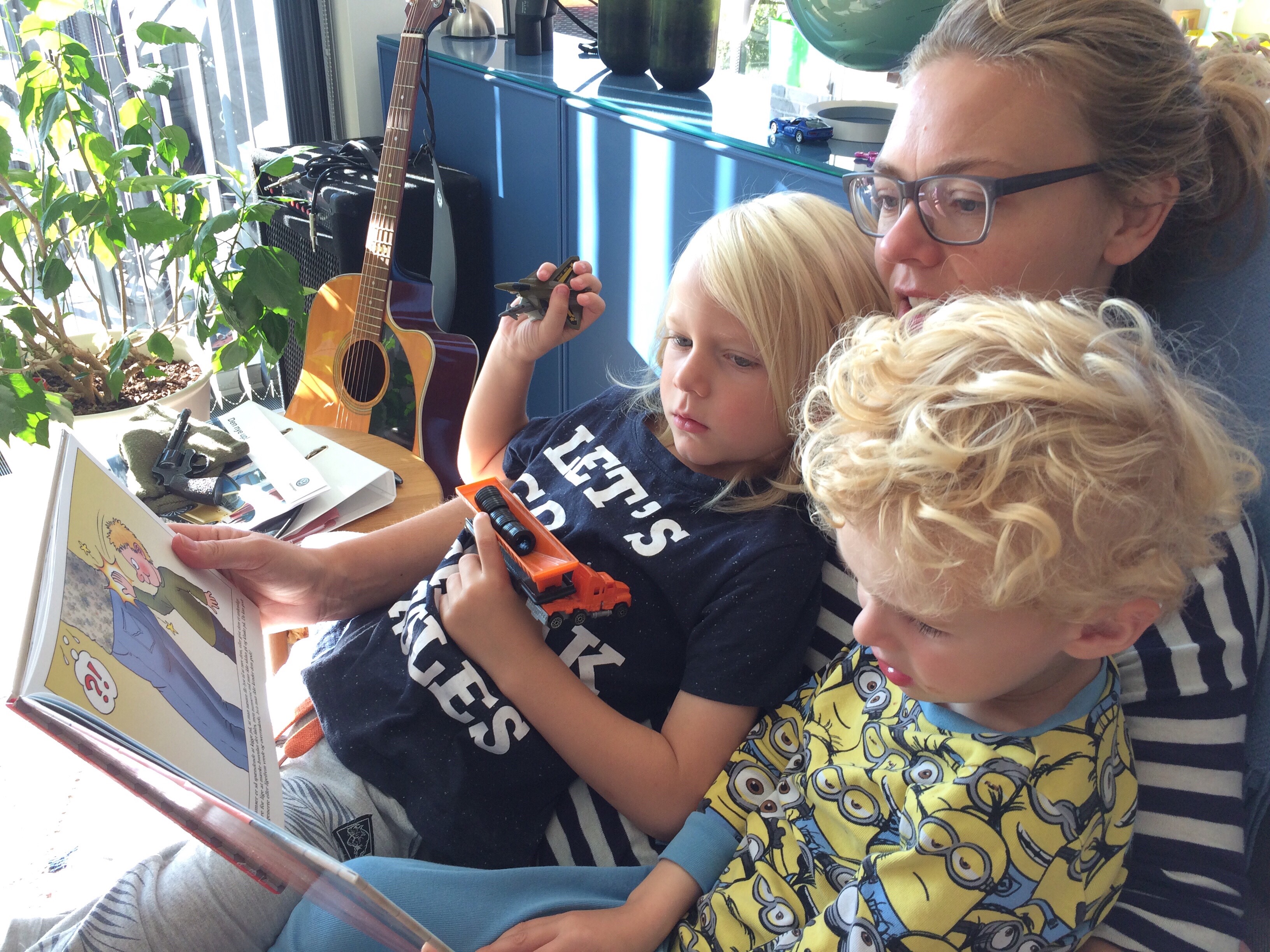 Moster, Aksel og Jacob.