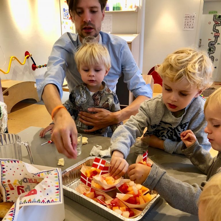 Emil 2 år.