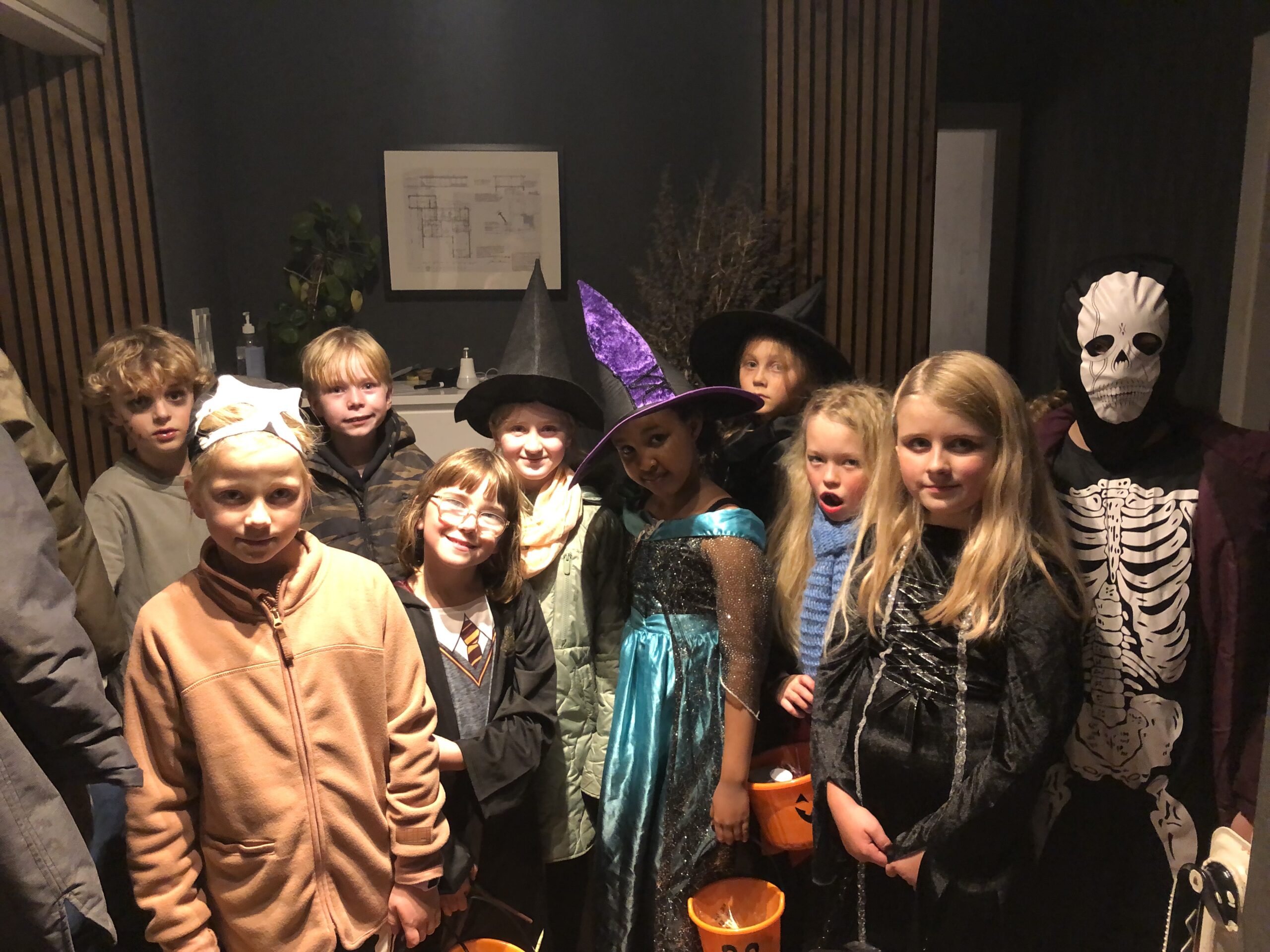 Halloween 3.b.